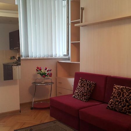 טביליסי Apartment On Rustaveli Avenue מראה חיצוני תמונה