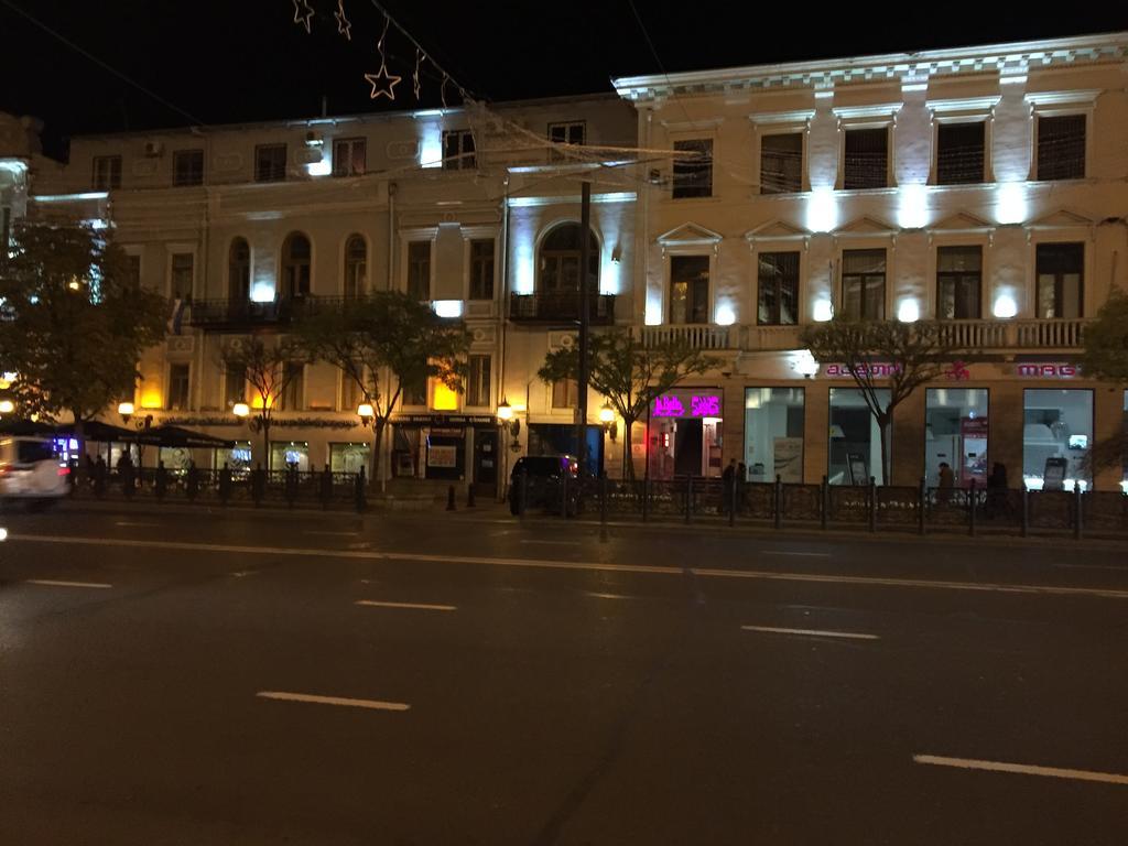 טביליסי Apartment On Rustaveli Avenue חדר תמונה