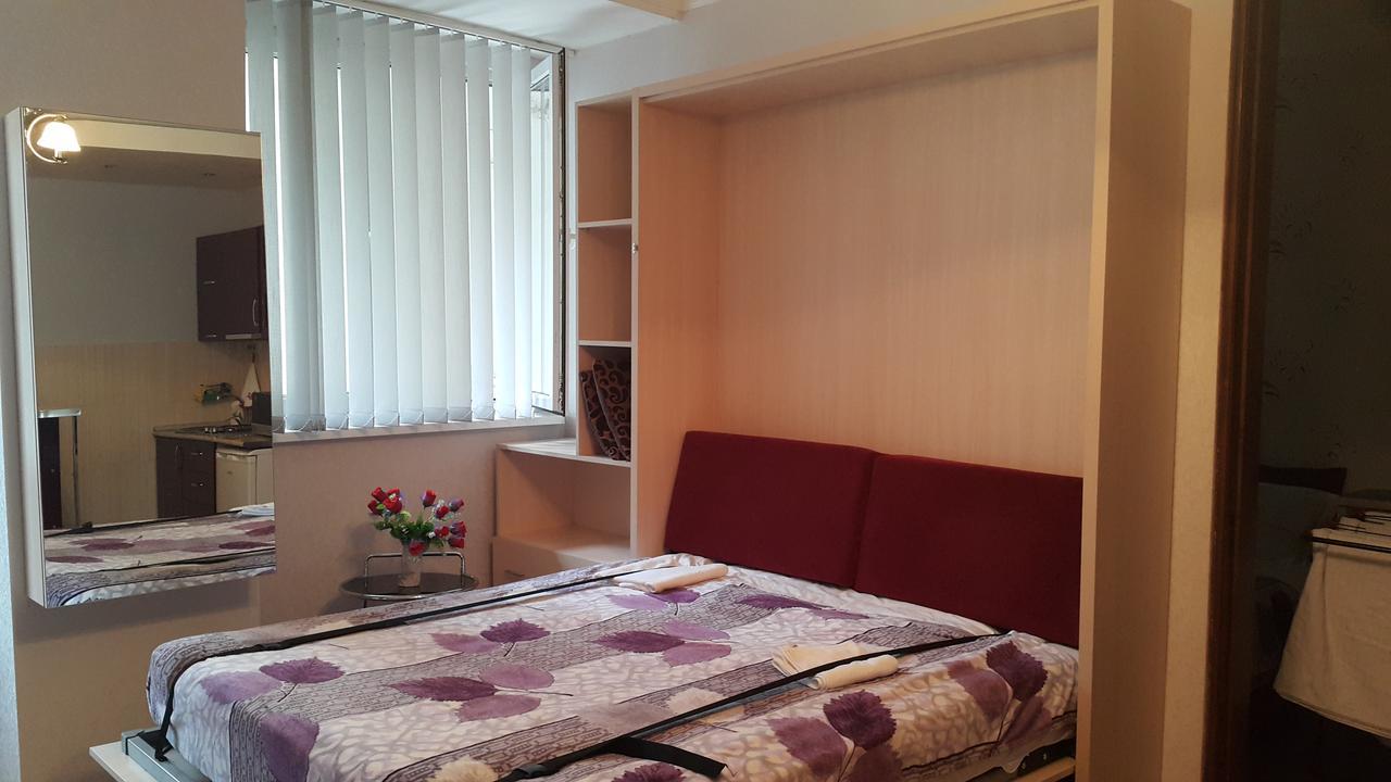 טביליסי Apartment On Rustaveli Avenue מראה חיצוני תמונה